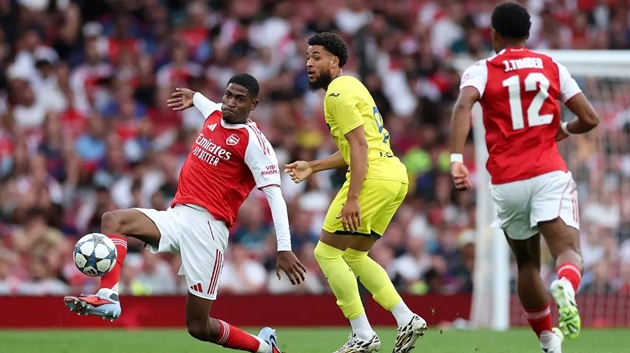 Thất bại không đáng lo, Arsenal tìm thấy “báu vật” đa năng Mosquera_695a399616402.jpeg