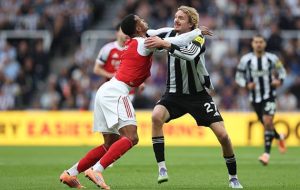 Thua Arsenal, Woltemade từ chối lời xin lỗi của Gabriel_695a2d3c7c0ed.jpeg