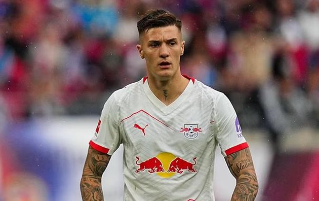 Thương vụ Arsenal và Benjamin Sesko nguy cơ đổ vỡ vì mức lương_695a464c770e9.jpeg