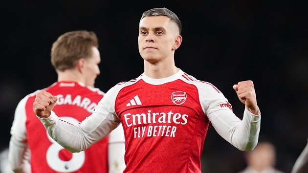 Trossard tỏa sáng rực rỡ trong chiến thắng 4-1 của Arsenal trước Aston Villa_695a109538100.jpeg