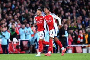 Vắng 13 cầu thủ, Arsenal đụng kẻ cùng khổ Newcastle_695a8e4f1b901.jpeg