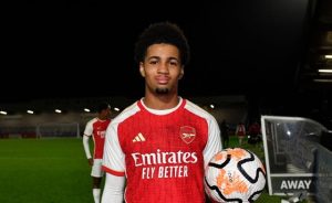 Vì sao cầu thủ học viện trẻ Arsenal ít có cơ hội ở đội một?_695b6ad54af8d.jpeg