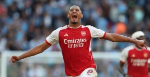 William Saliba gọi tên hậu vệ xuất sắc nhất lịch sử bóng đá_695a64e427d11.jpeg