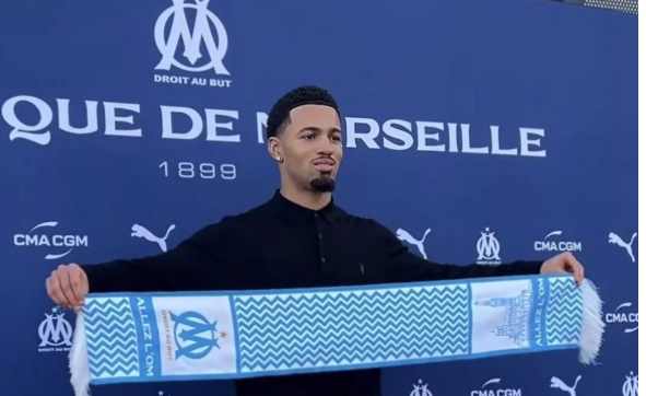 Arsenal bị chê mắc sai lầm lớn vụ Nwaneri_6983188846262.jpeg