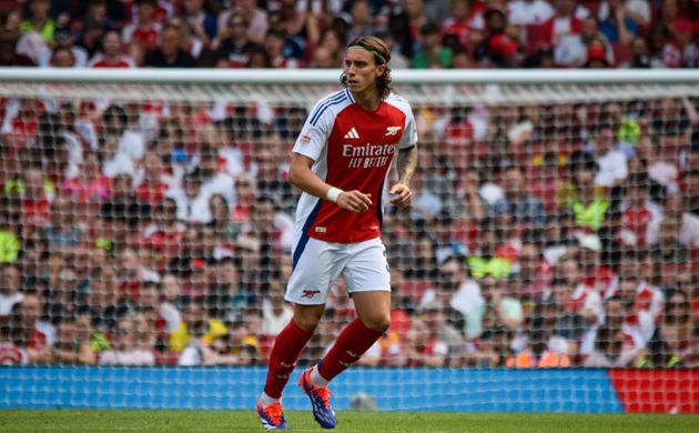 Arteta thở phào, Calafiori sẵn sàng đá derby với Tottenham_6983286d6e9ed.jpeg