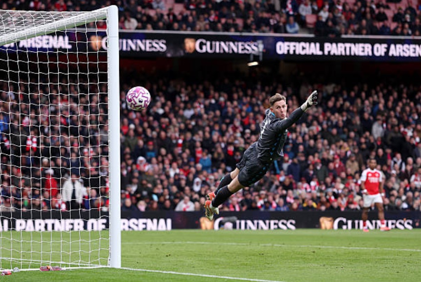 Bão táp trước khung thành Palace, Arsenal lỡ cơ hội vàng_69832c40d4a9b.jpeg