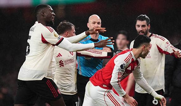 FA không phạt nguội Martinelli dù gây gổ với Bradley_69831d9a09e16.jpeg