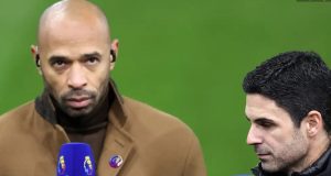 Thierry Henry chỉ thẳng đối thủ đáng sợ nhất của Arsenal mùa này_698327a609aeb.jpeg